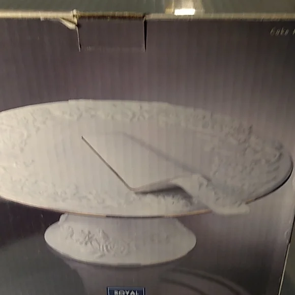 Royal Limited Gold Rose Footed Cake Plate & Server Porcelain - Picture 8 of 10